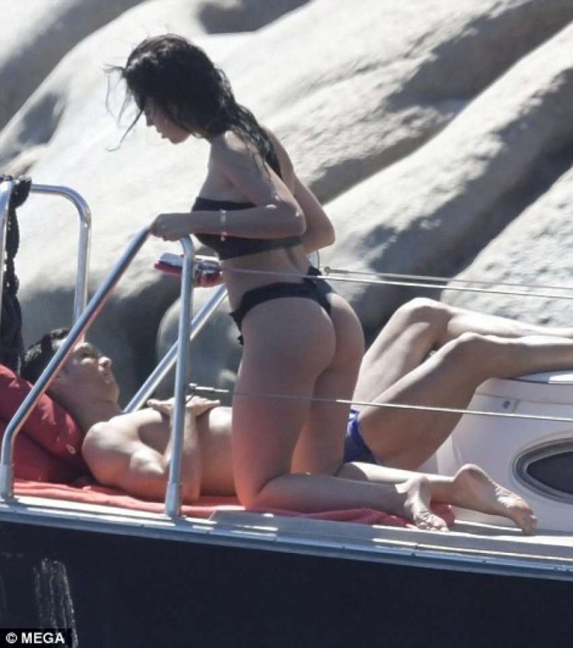 Georgina Rodriguez naked