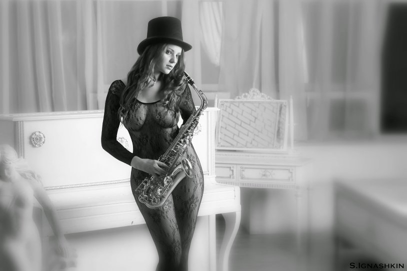 Anna Seregina breast