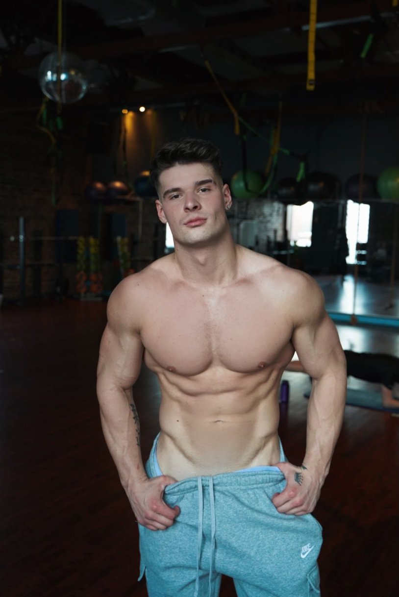 Malikdelgaty @malik_delgaty