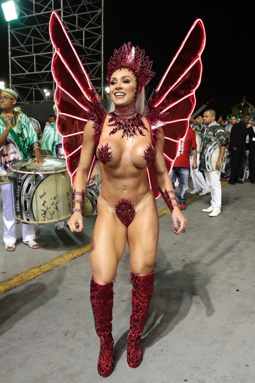 Juliana Salimen on the Carnival