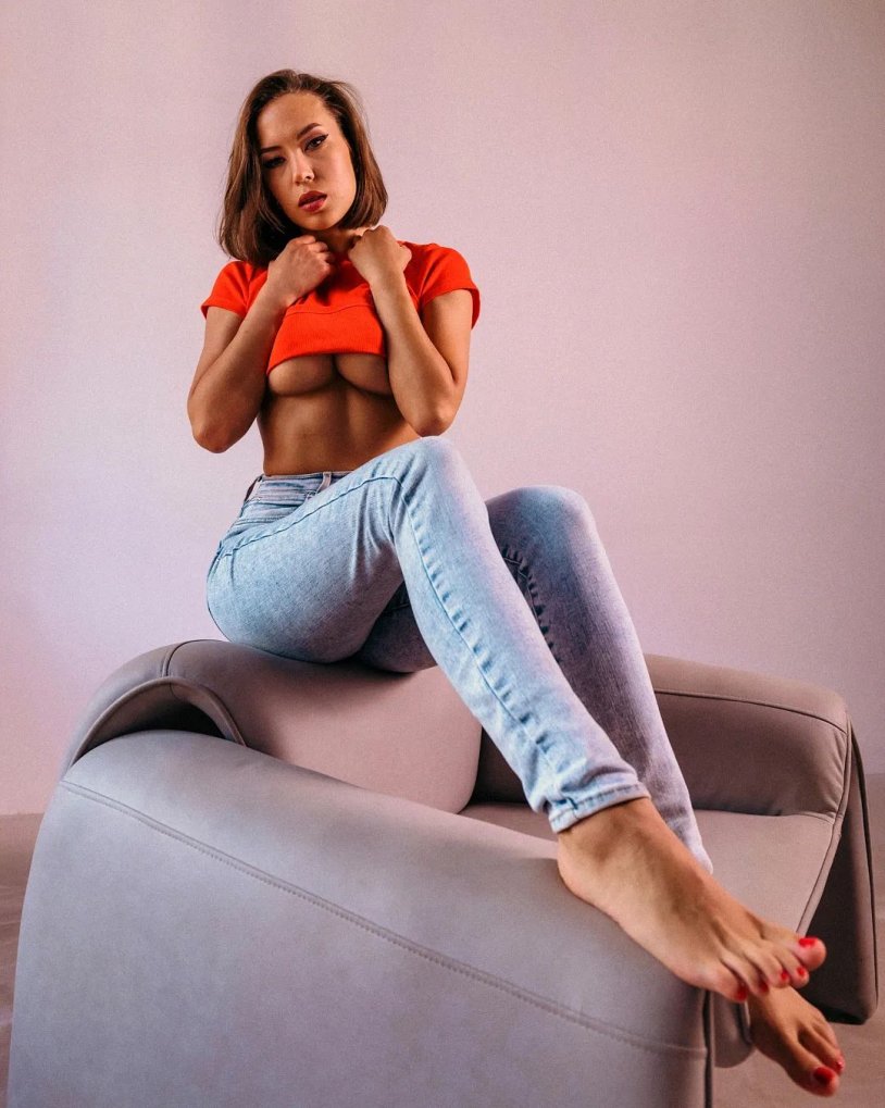 Natasha Roik Hot photo