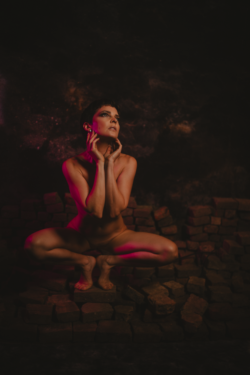 In the style of nude