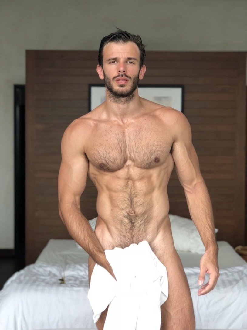 Killian Belliard with a naked beard