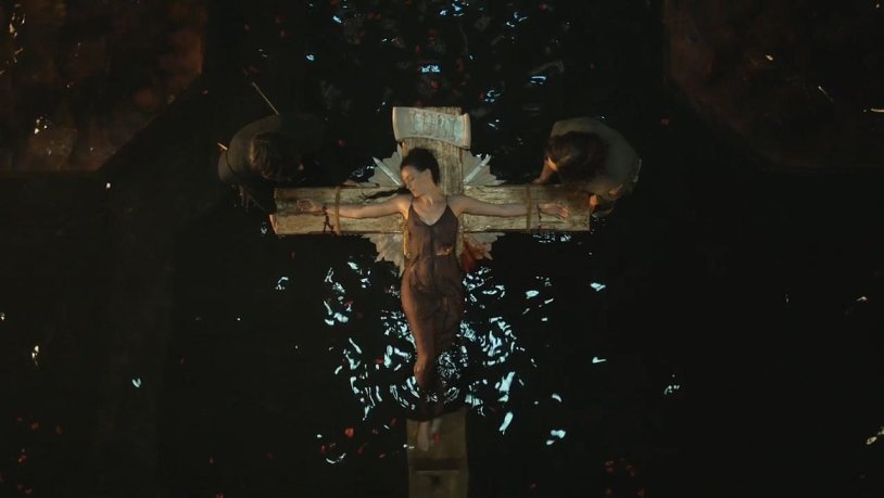 Demons da Vinci naked dick