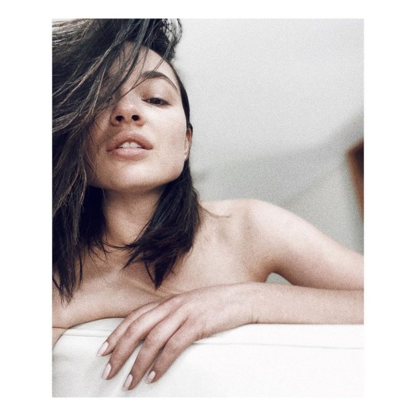 Crystal Reed Instagram