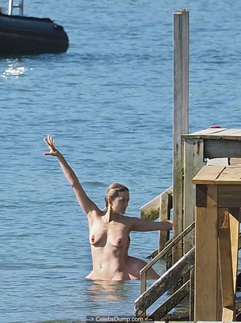 Marion Cotyllard Naked