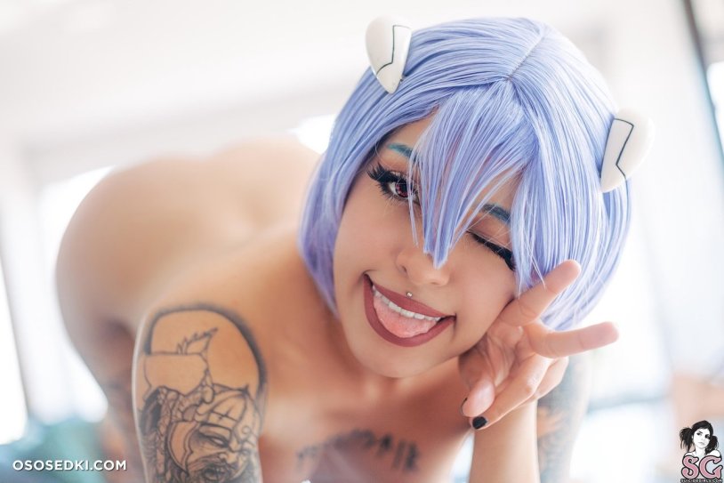Ahegao cosplay