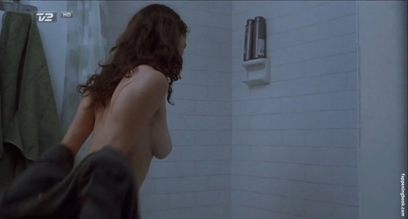 Actress Robin Tanny naked