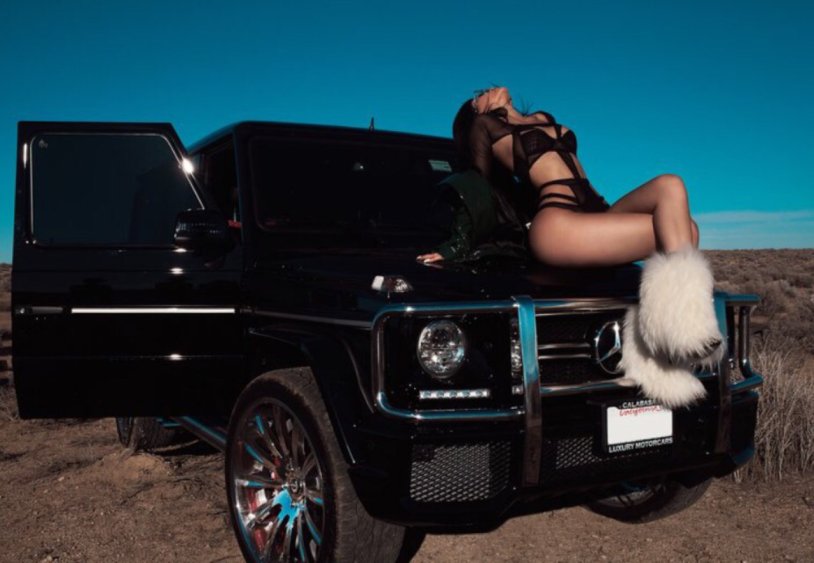 Kylie Jenner with Gelik