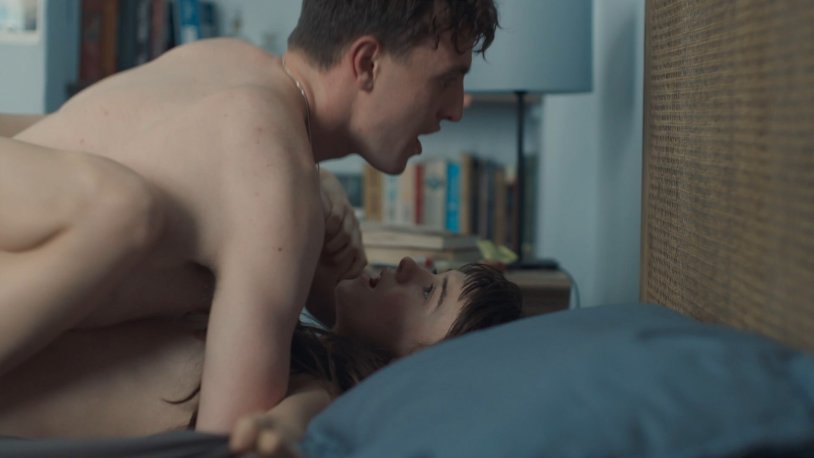 Daisy Edgar-Jones Naked