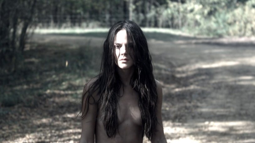 Actress Sarah Butler Naked