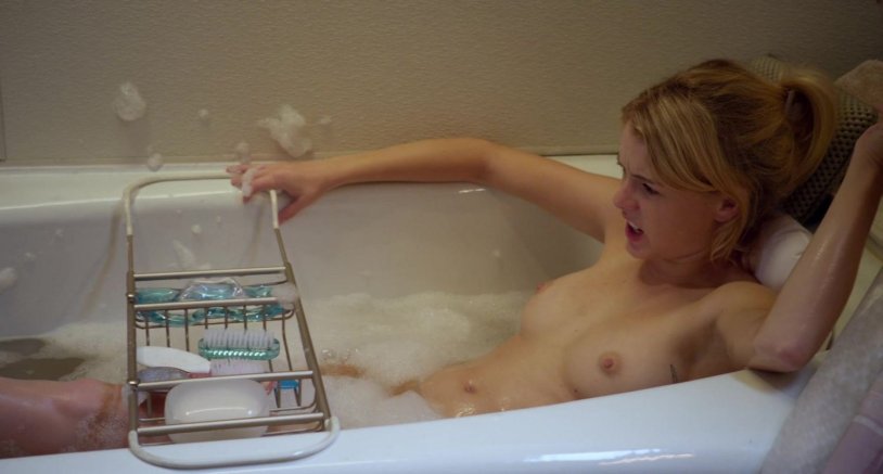 Laura Wiggins shameless naked