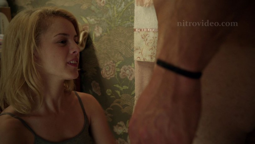 Laura Wiggins shameless naked