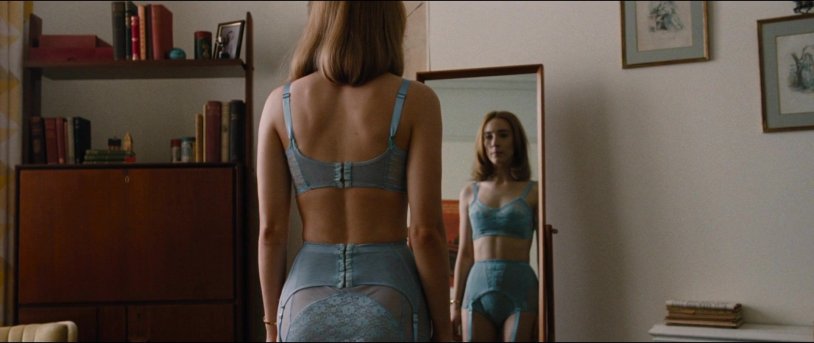 Sirsha Ronan Naked in films