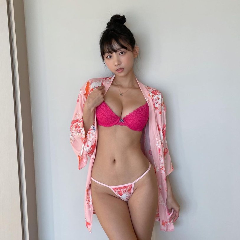 細身 巨乳 の 女神 @hosomikyonyu Erotic