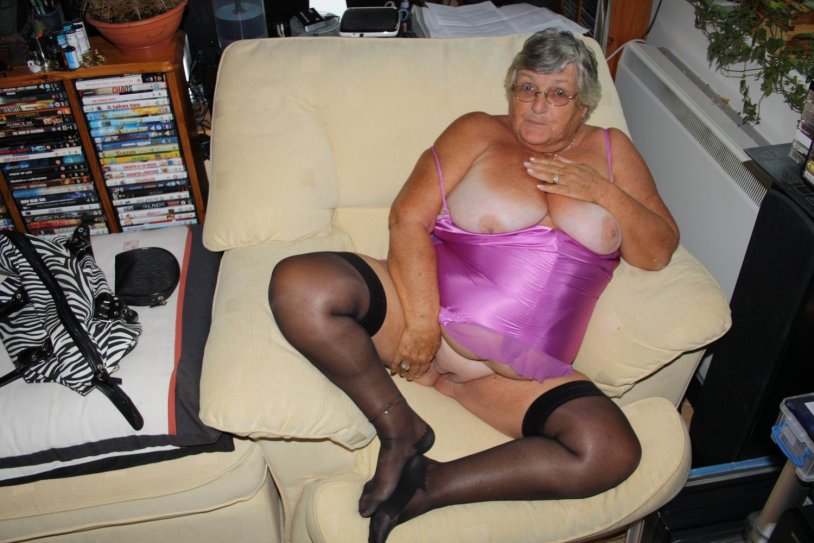 208 Grandma#Granny#Mature# - 158 - Xhamster