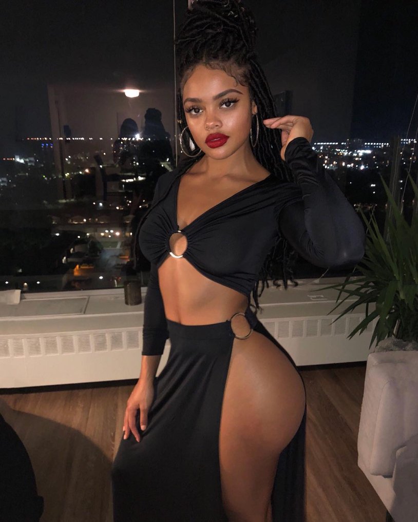 Caitlyn Anganile Mwenifumbo Naked