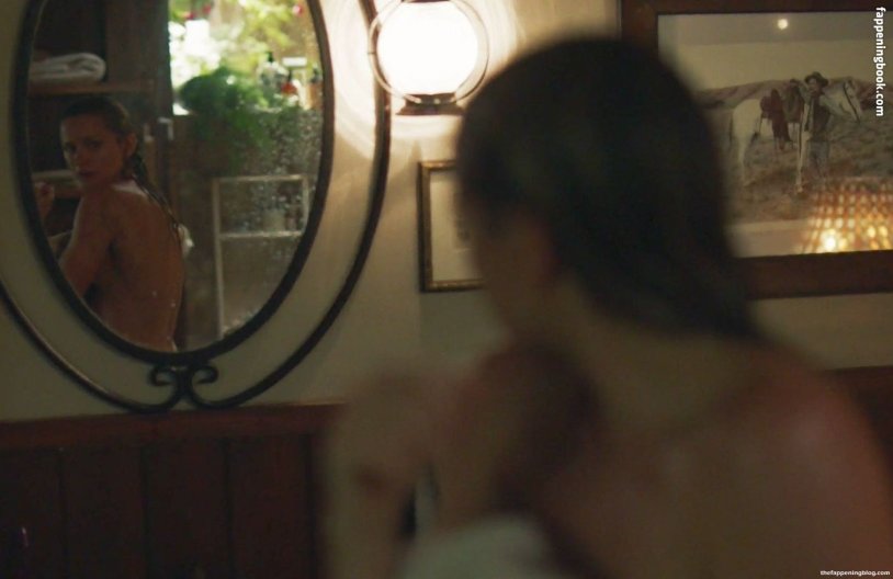 Chantsel Vansanten is naked