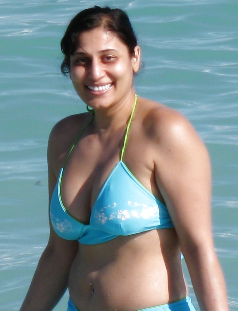Bhabhi Bikini