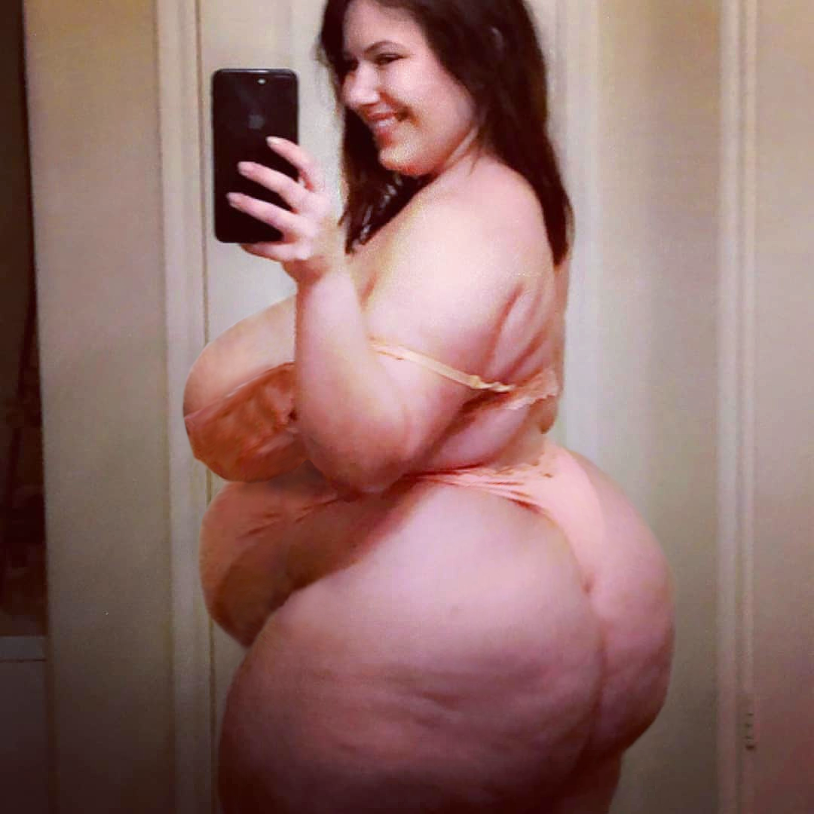 Mel Malla 2020 BBV Theen Nude