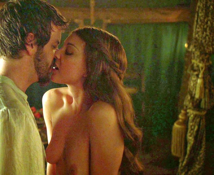 Natalie Dormer bed stage