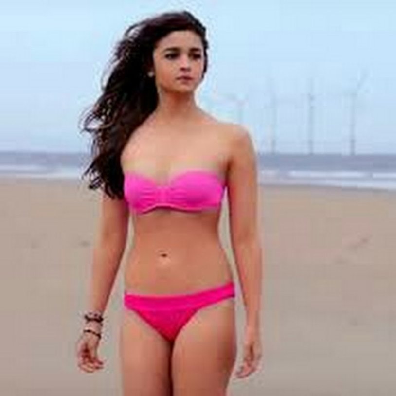 Aliya Bhatt in bikini