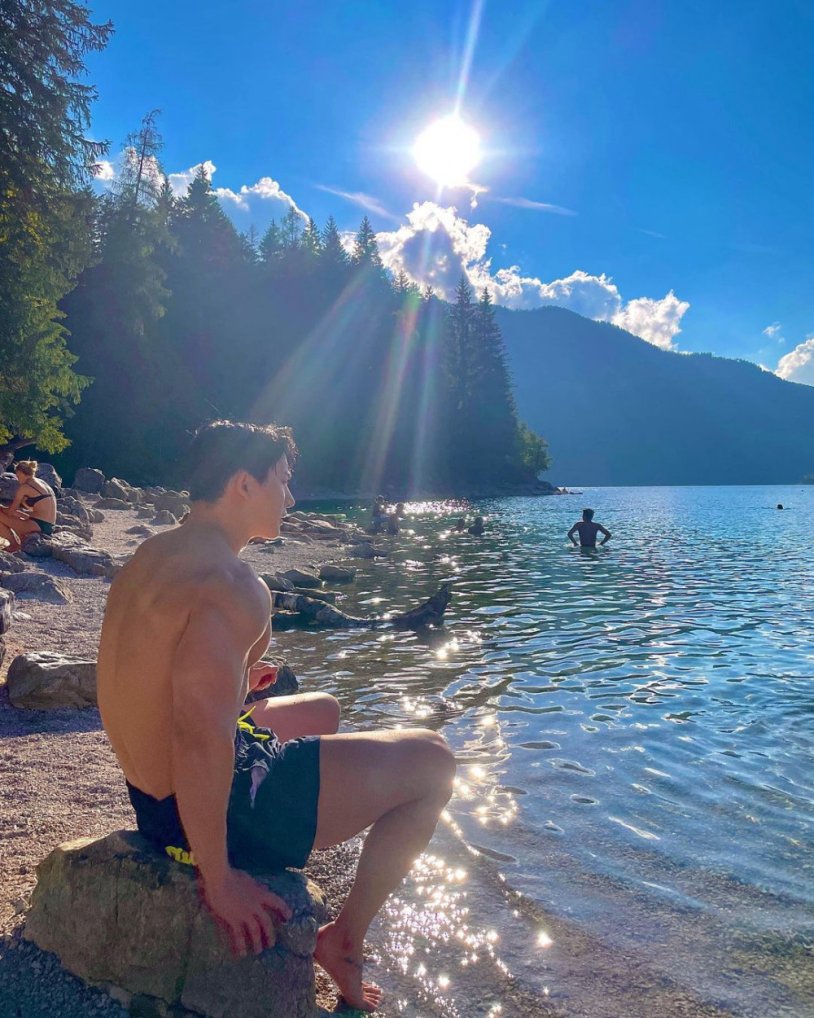 Wonho Instagram Photos