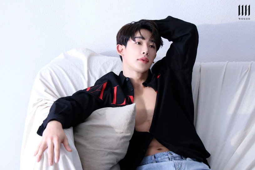Wonho press photo shoot on the bed