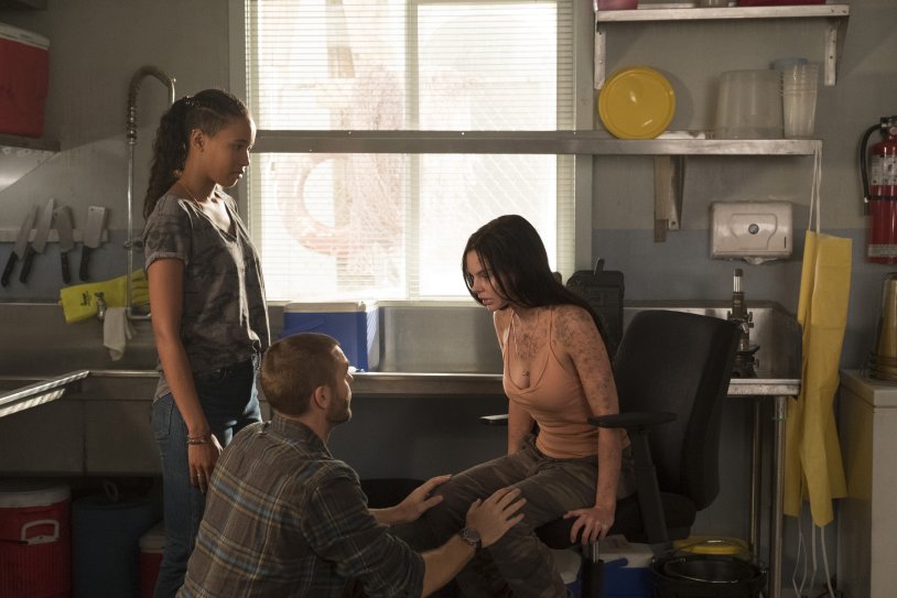 Eline Powell and Alex Rowe 3 season