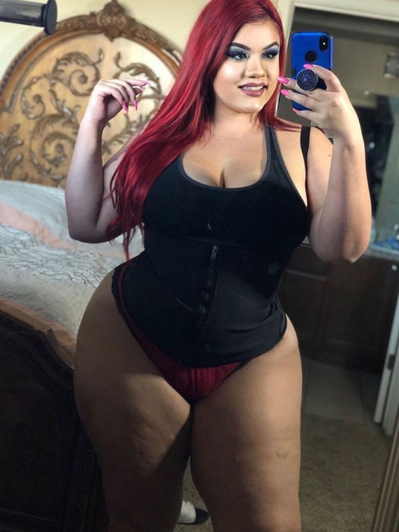 Stefania Gonzalem Model Plus Saiz