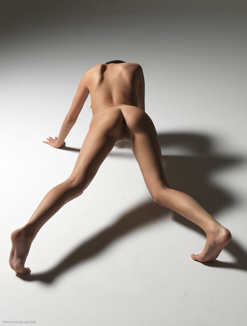 Czech model from early Hegre Art