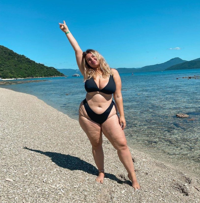 Mikaela Reidy Plus Size in a bikini