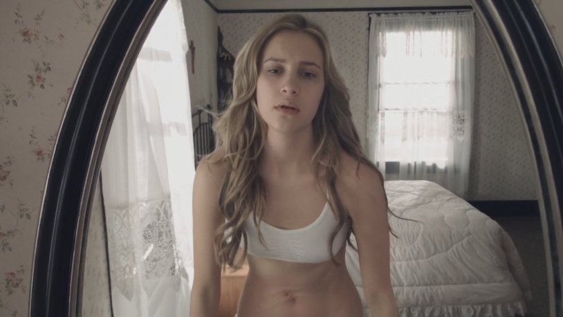 Taissa Farmiga last girls