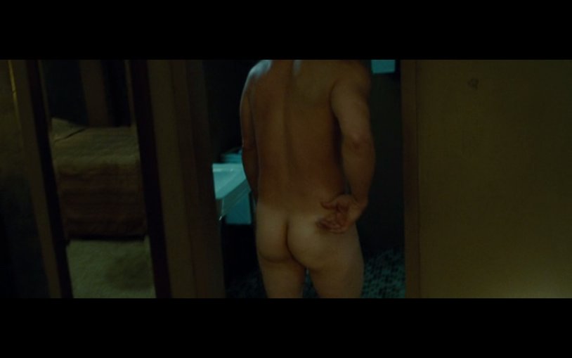 Ryan Reynolds Naked Plum