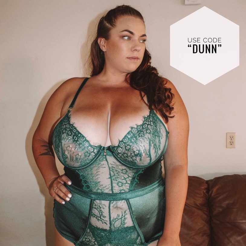 Model Ashleigh Dunn Lingerie