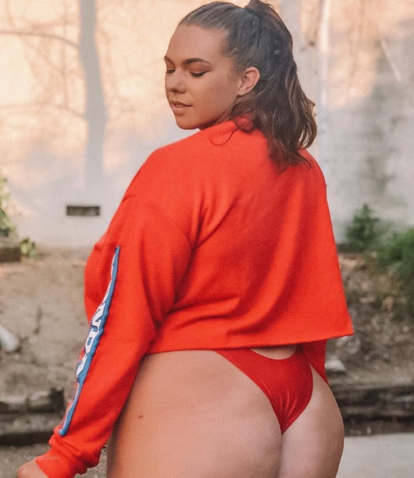 Ashleigh Dunn without clothes