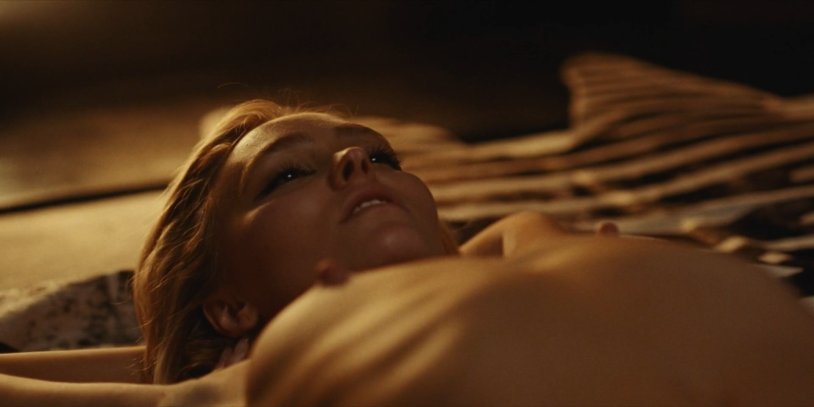 Rosamund Pike Jack Reacher Hot