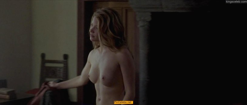 Actress Melanie Thierry Naked