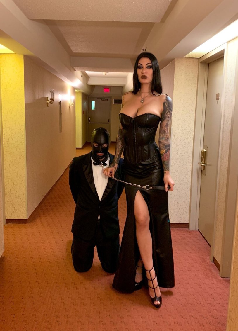 Damazonia mystress strapon