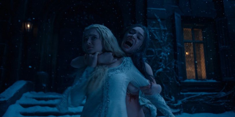 Freya Allan naked breasts