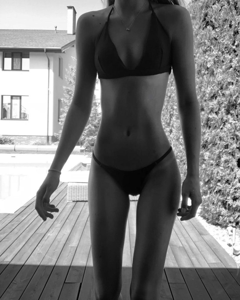 8 904 657 66 07 Daria Komarova