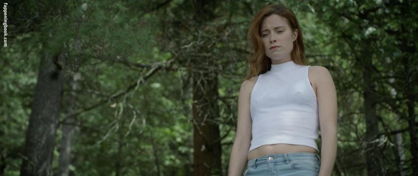 Hannah Emily Anderson Nude