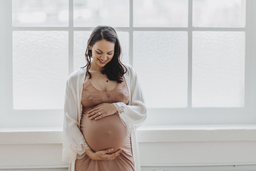 Photoshoot of a pregnant idea