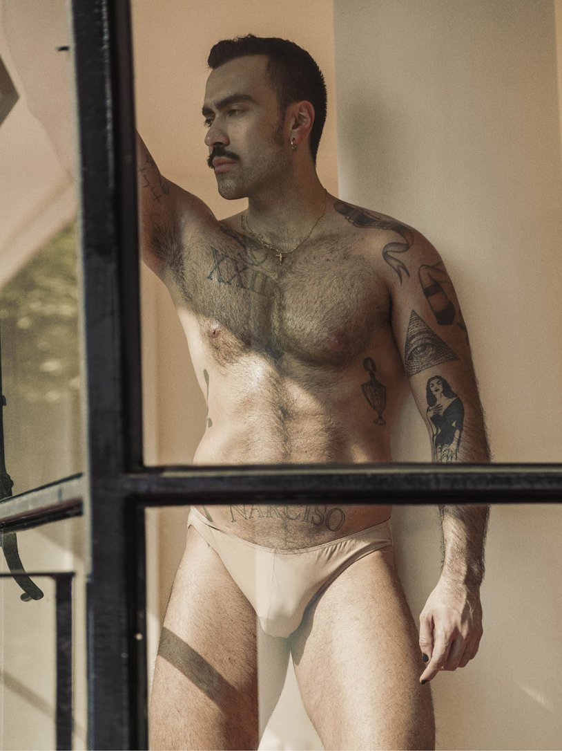 Naked guys Juan Carlos Gonzale