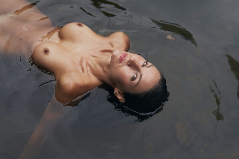 Photo shoots in water