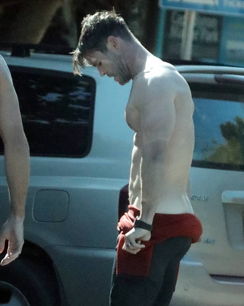 Chris Hemsworth in a wet shirt