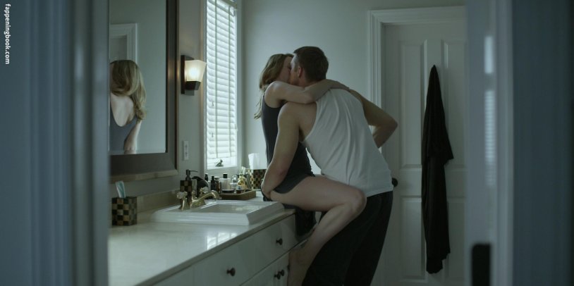 Kate Mara naked cards house