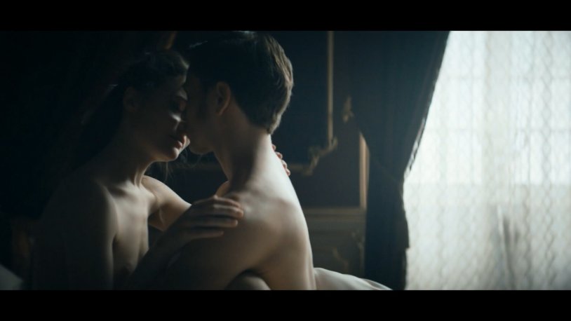 Alicia Vikander nude