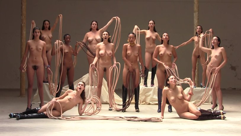 Performance Naked Theater