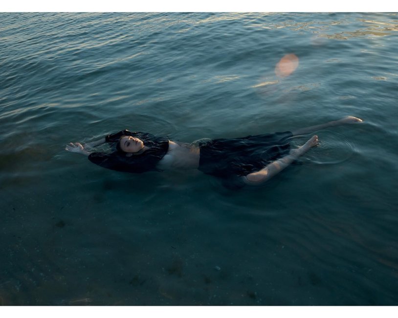 Photo shoots in water